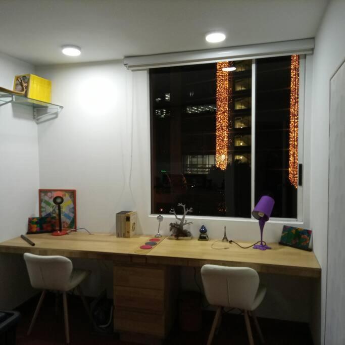 Acogedor Apartamento En Zona Corporativa Ciudad Salitre Bogotá Kültér fotó